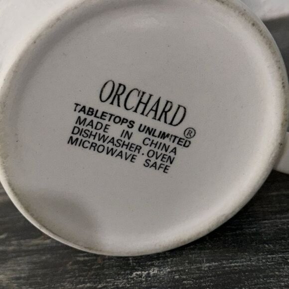 Orchard & Gibson TableTops Unlimited White Embossed Ceramic Mug 3" Tall - Picture 4 of 7